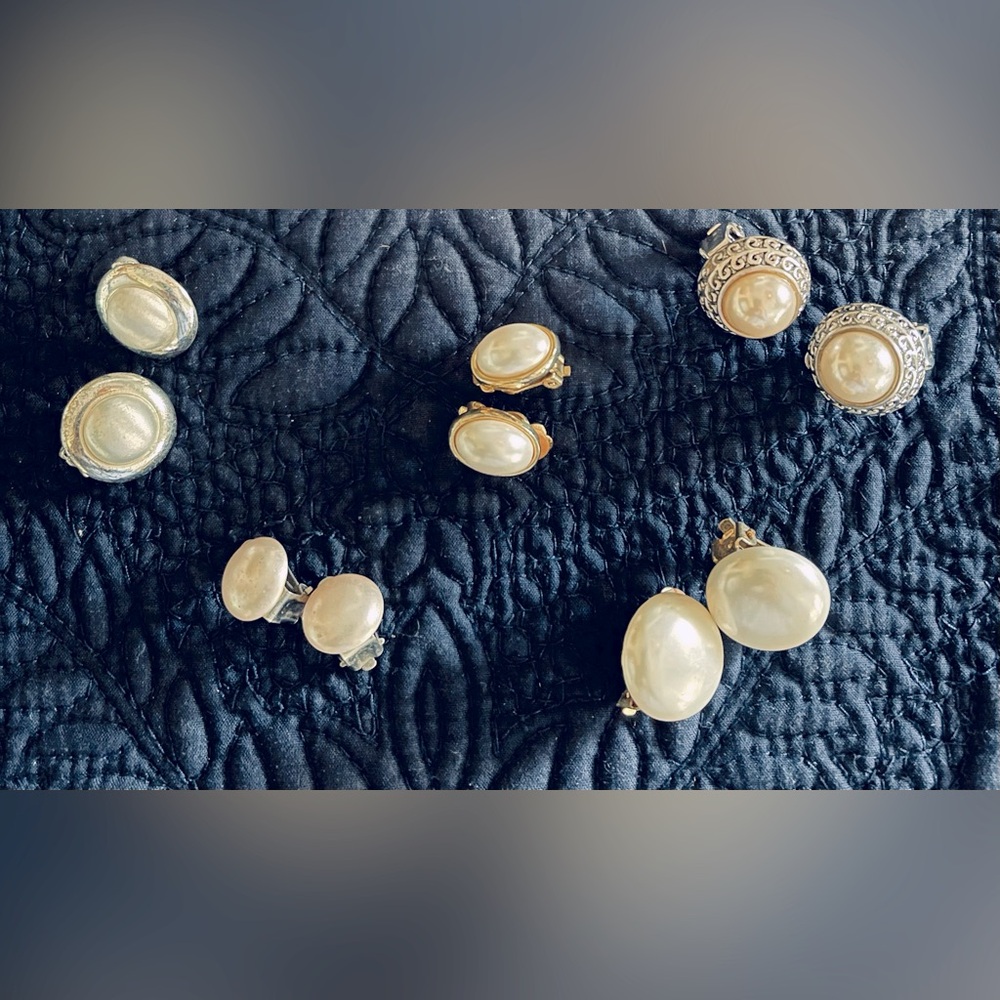 5 pair pearl clip earrings
